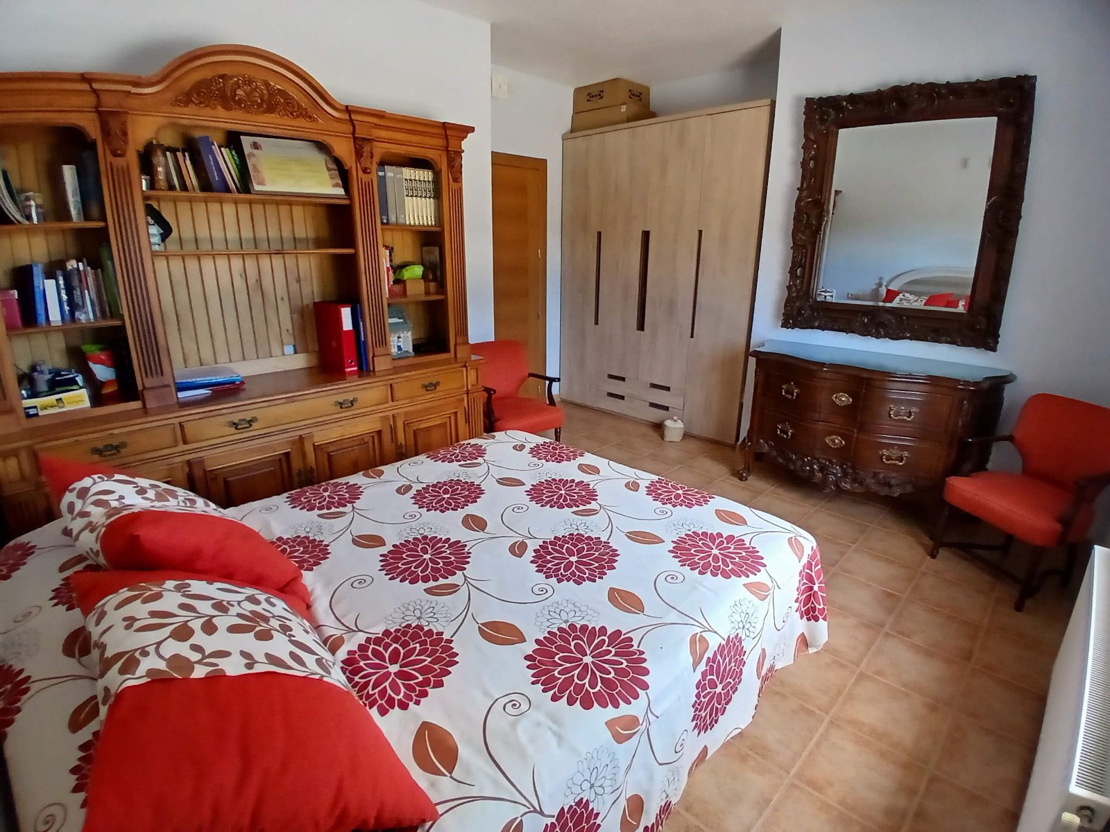 5 Bed, 2 Bath, HouseFor Sale, Yecla, Murcia