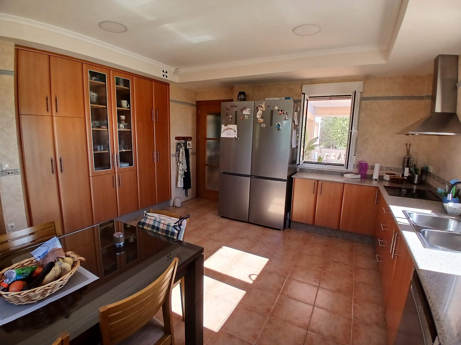 5 Bed, 2 Bath, HouseFor Sale, Yecla, Murcia