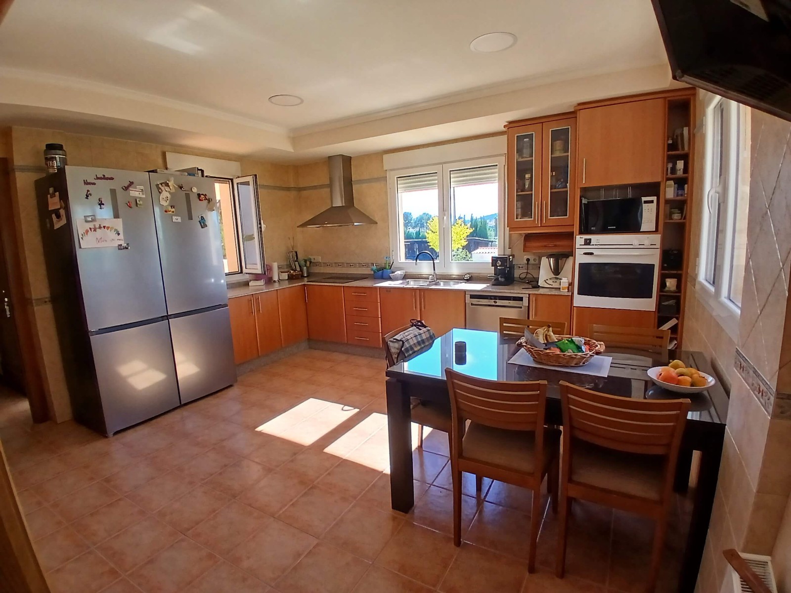 5 Bed, 2 Bath, HouseFor Sale, Yecla, Murcia