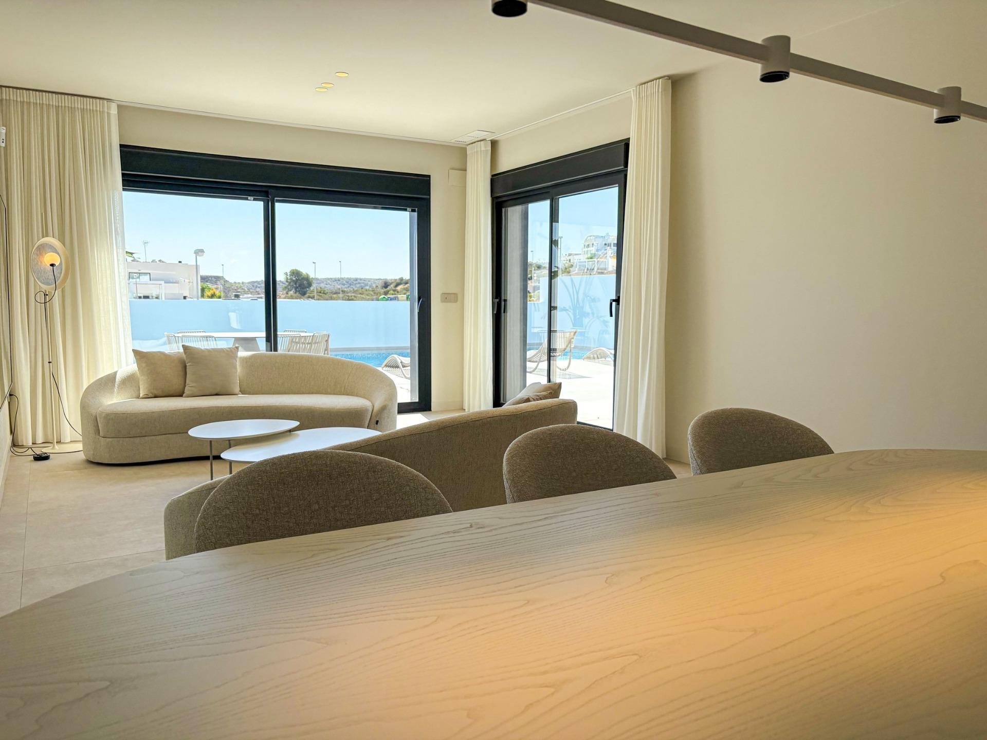 5 Bed, 3 Bath, HouseFor Sale, Rojales, Alicante