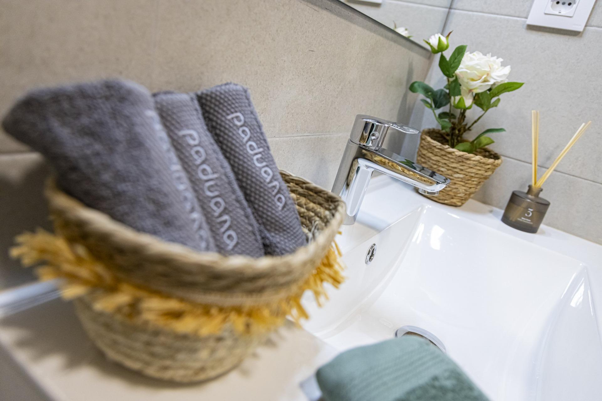 2 Bed, 2 Bath, ApartmentFor Sale, La Manga Del Mar Menor, Murcia