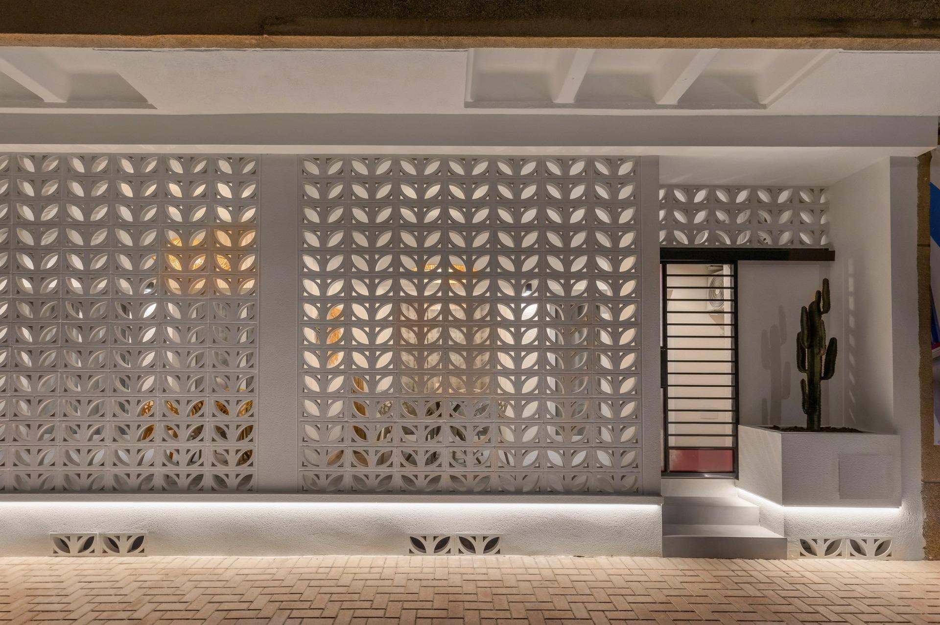 1 Bed, 1 Bath, ApartmentFor Sale, Torrevieja, Alicante