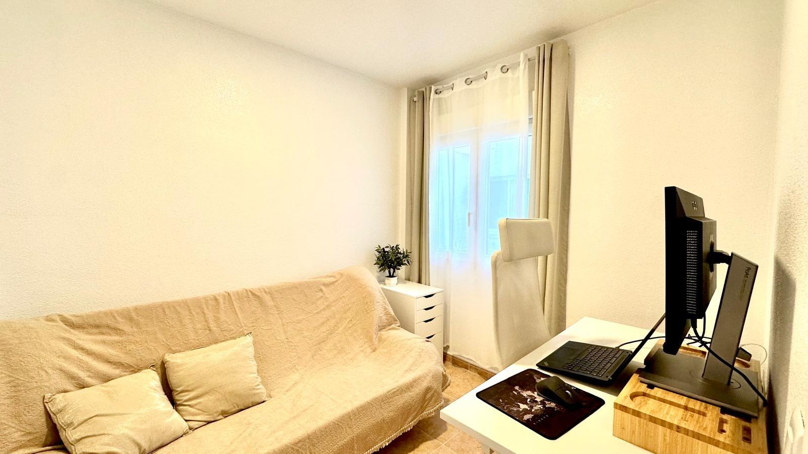 2 Bed, 1 Bath, ApartmentFor Sale, Torrevieja, Alicante