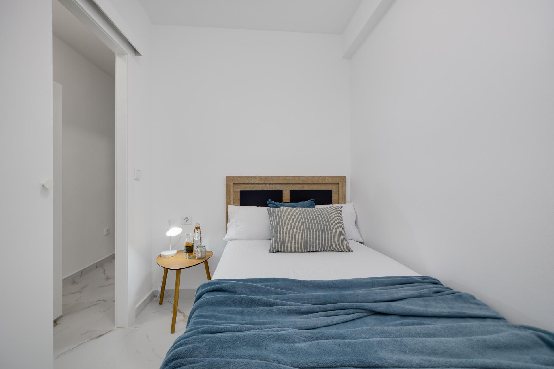 1 Bed, 1 Bath, ApartmentFor Sale, Torrevieja, Alicante