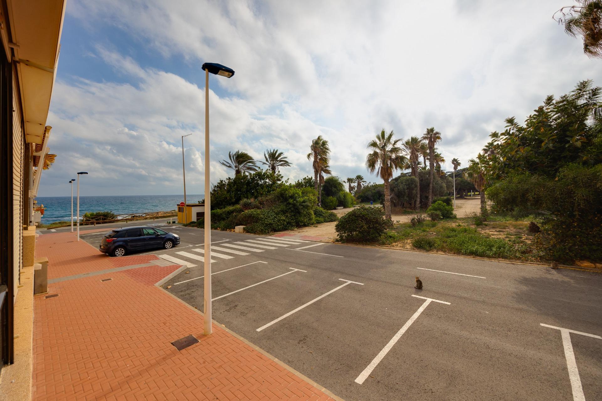 1 Bed, 1 Bath, ApartmentFor Sale, Torrevieja, Alicante