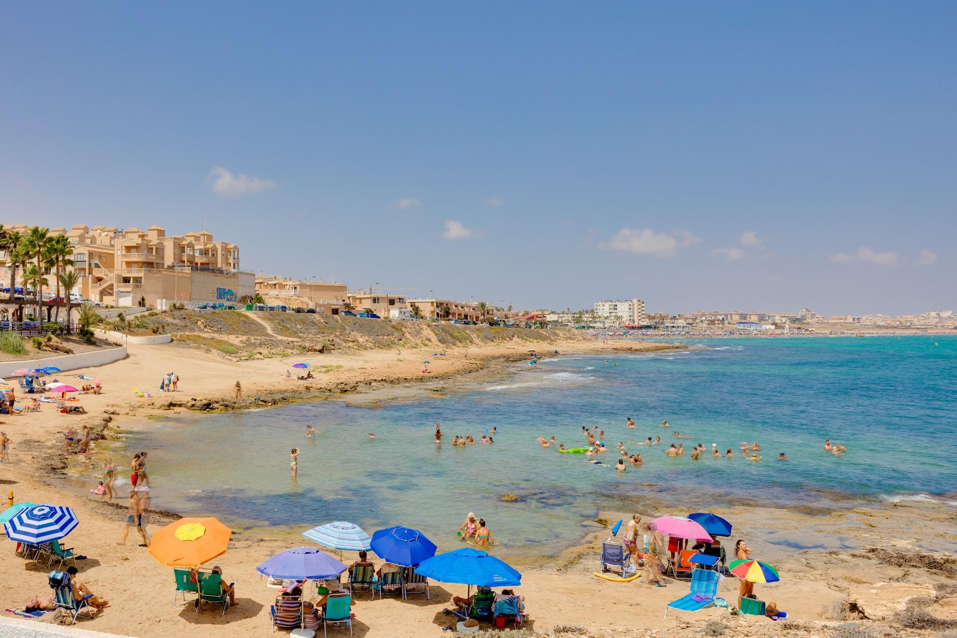 1 Bed, 1 Bath, ApartmentFor Sale, Torrevieja, Alicante