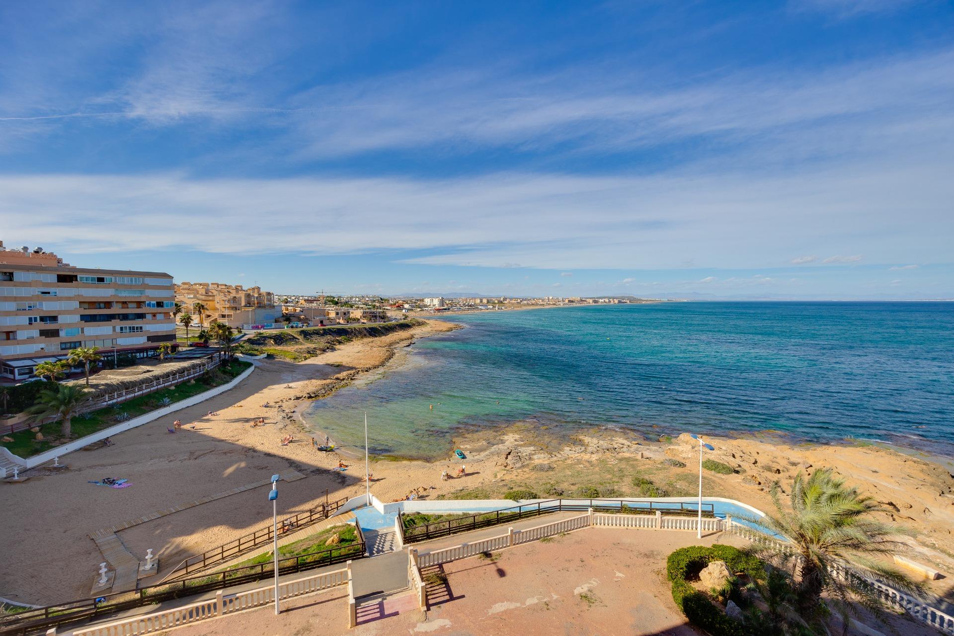 1 Bed, 1 Bath, ApartmentFor Sale, Torrevieja, Alicante