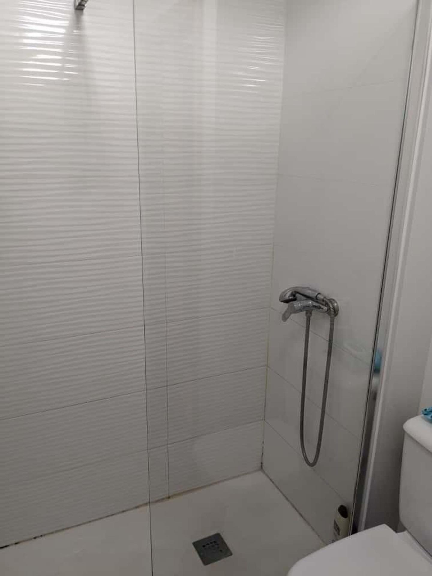 2 Bed, 1 Bath, ApartmentFor Sale, Torrevieja, Alicante