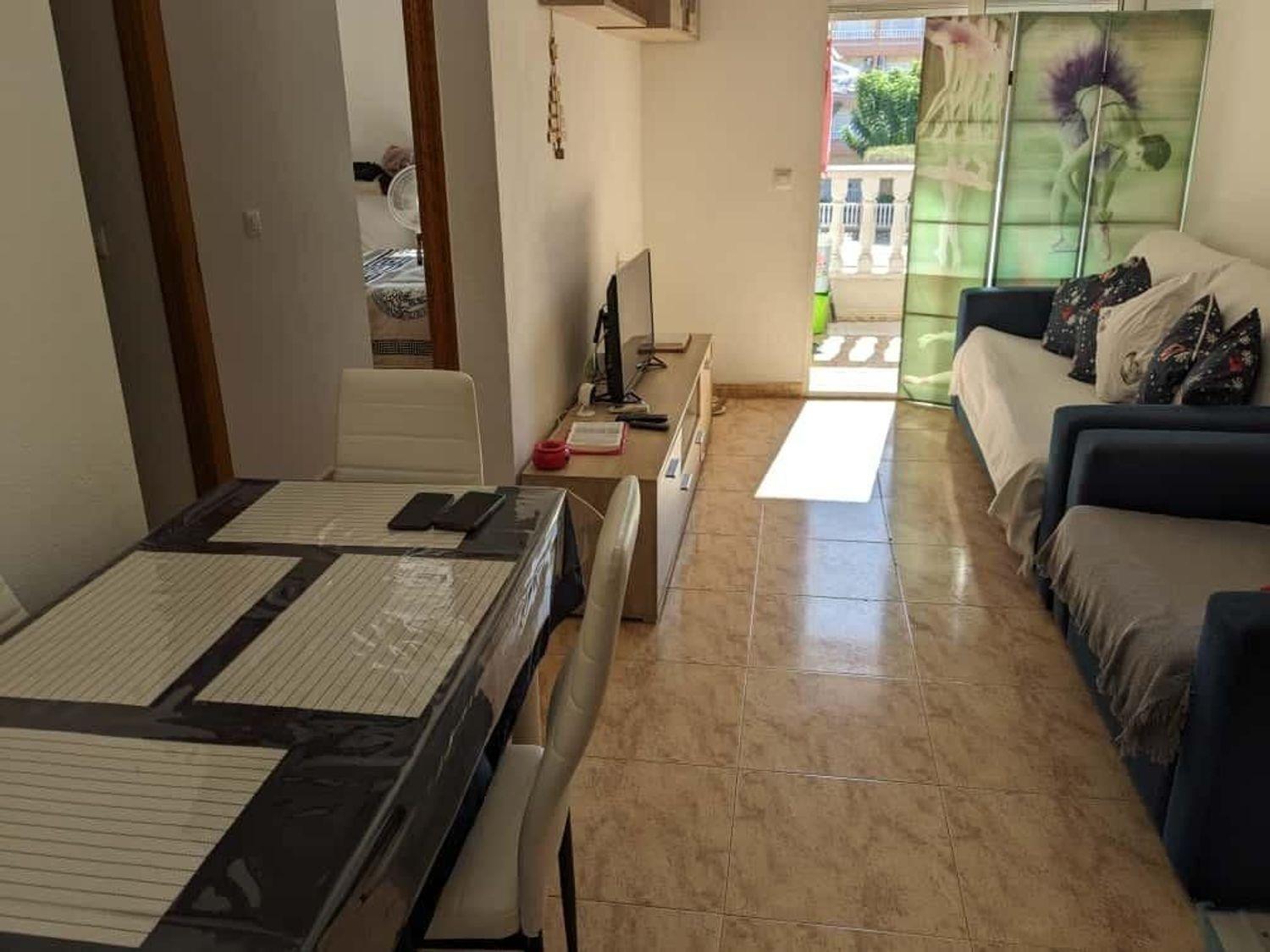 2 Bed, 1 Bath, ApartmentFor Sale, Torrevieja, Alicante