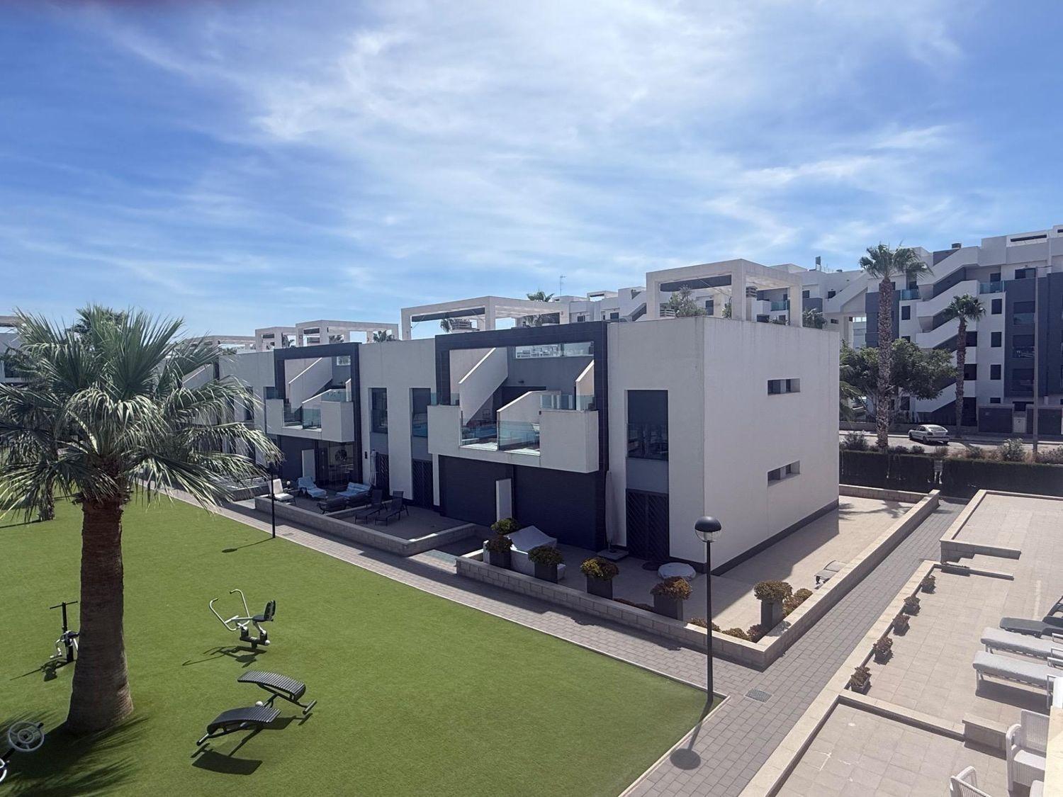 2 Bed, 2 Bath, HouseFor Sale, Guardamar Del Segura, Alicante