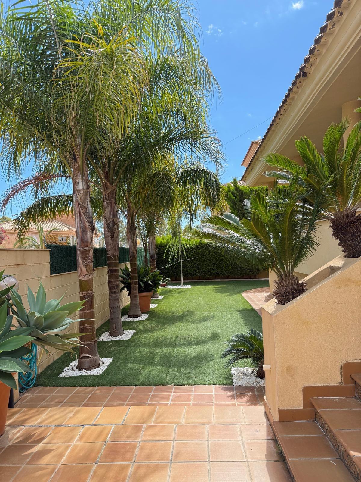 5 Bed, 4 Bath, HouseFor Sale, Mazarrón, Murcia