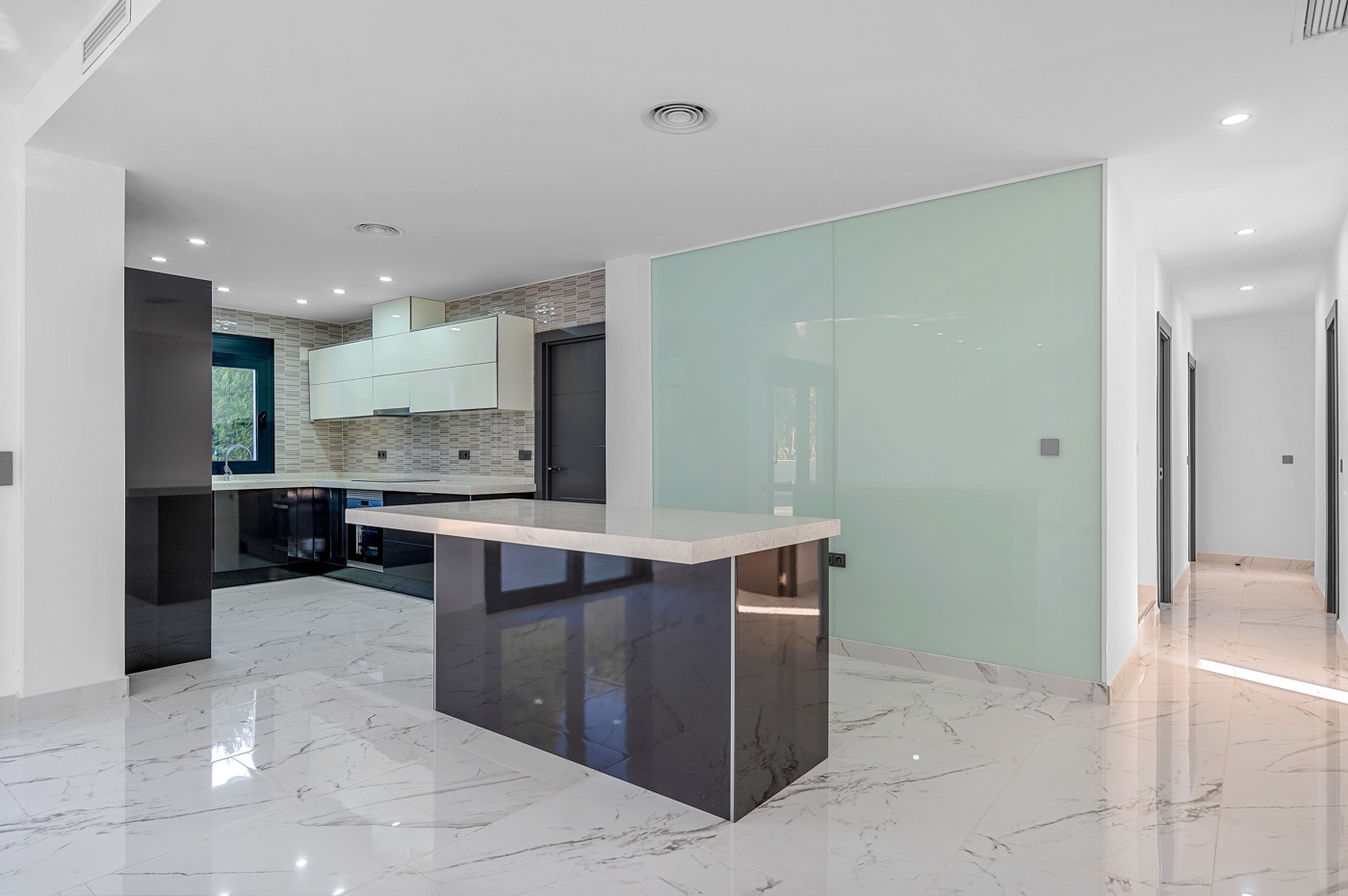 4 Bed, 3 Bath, HouseFor Sale, Campoamor, Alicante