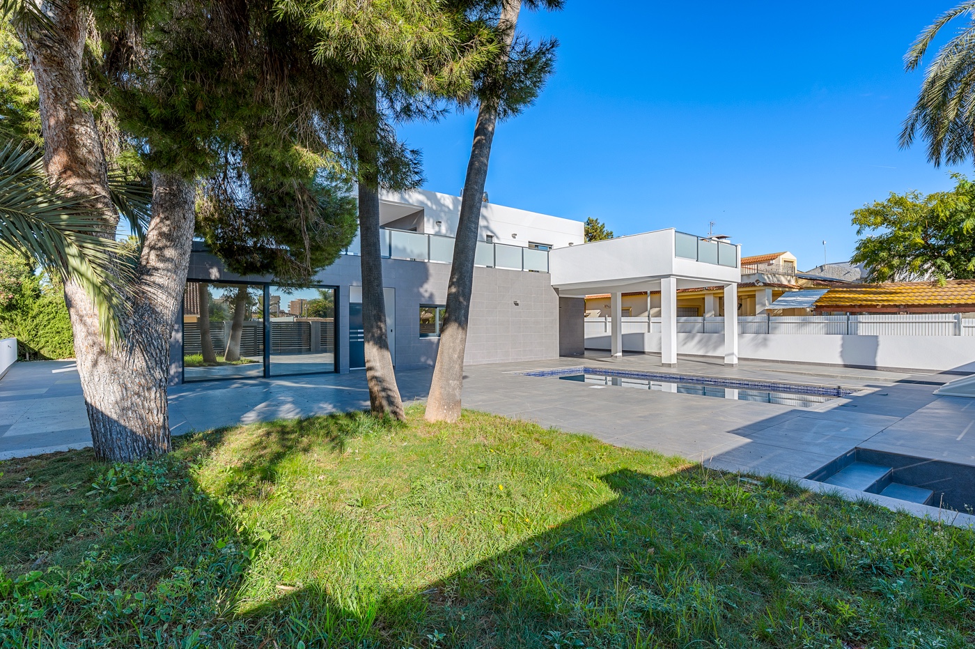 4 Bed, 3 Bath, HouseFor Sale, Campoamor, Alicante