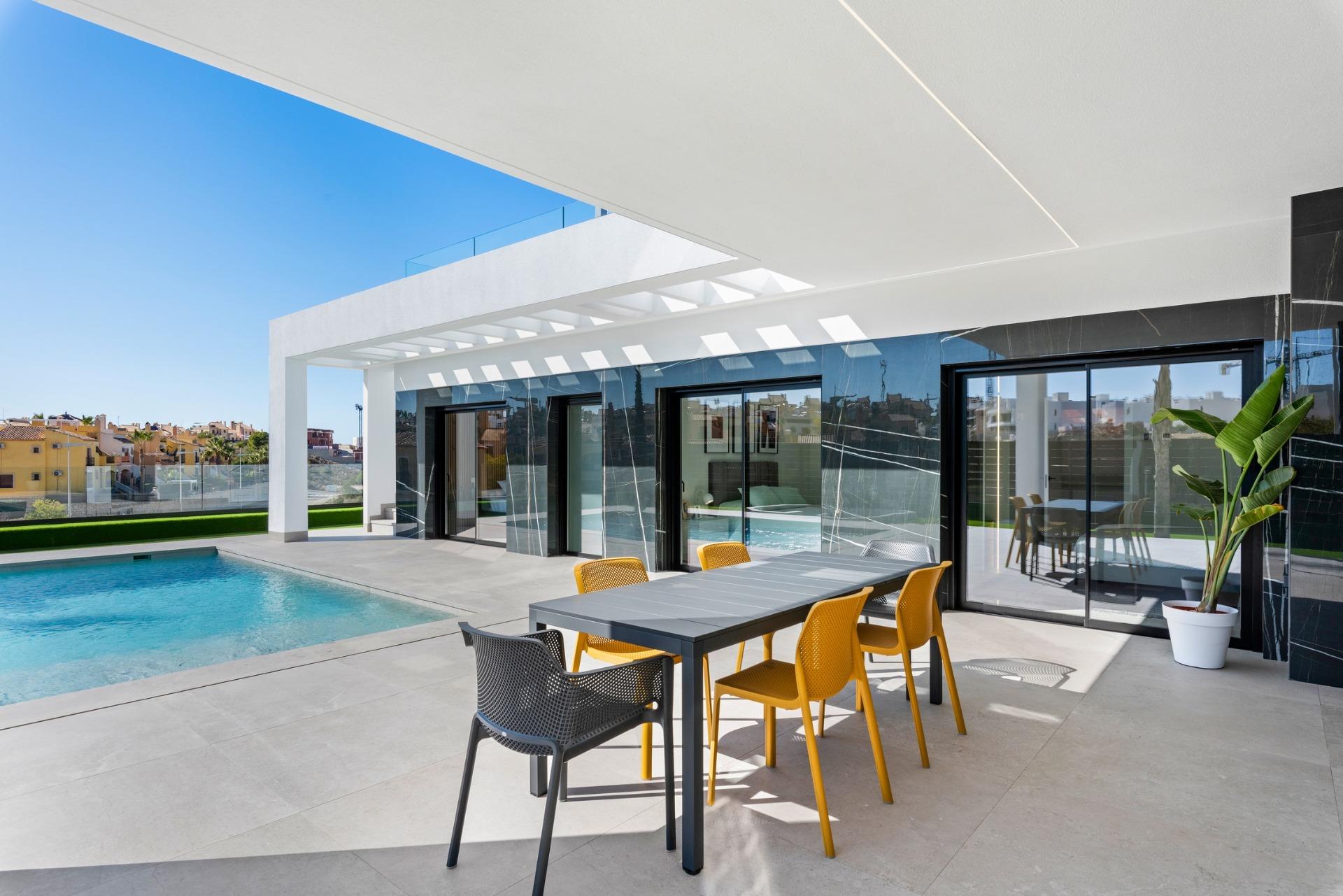 3 Bed, 2 Bath, HouseFor Sale, Algorfa, Alicante