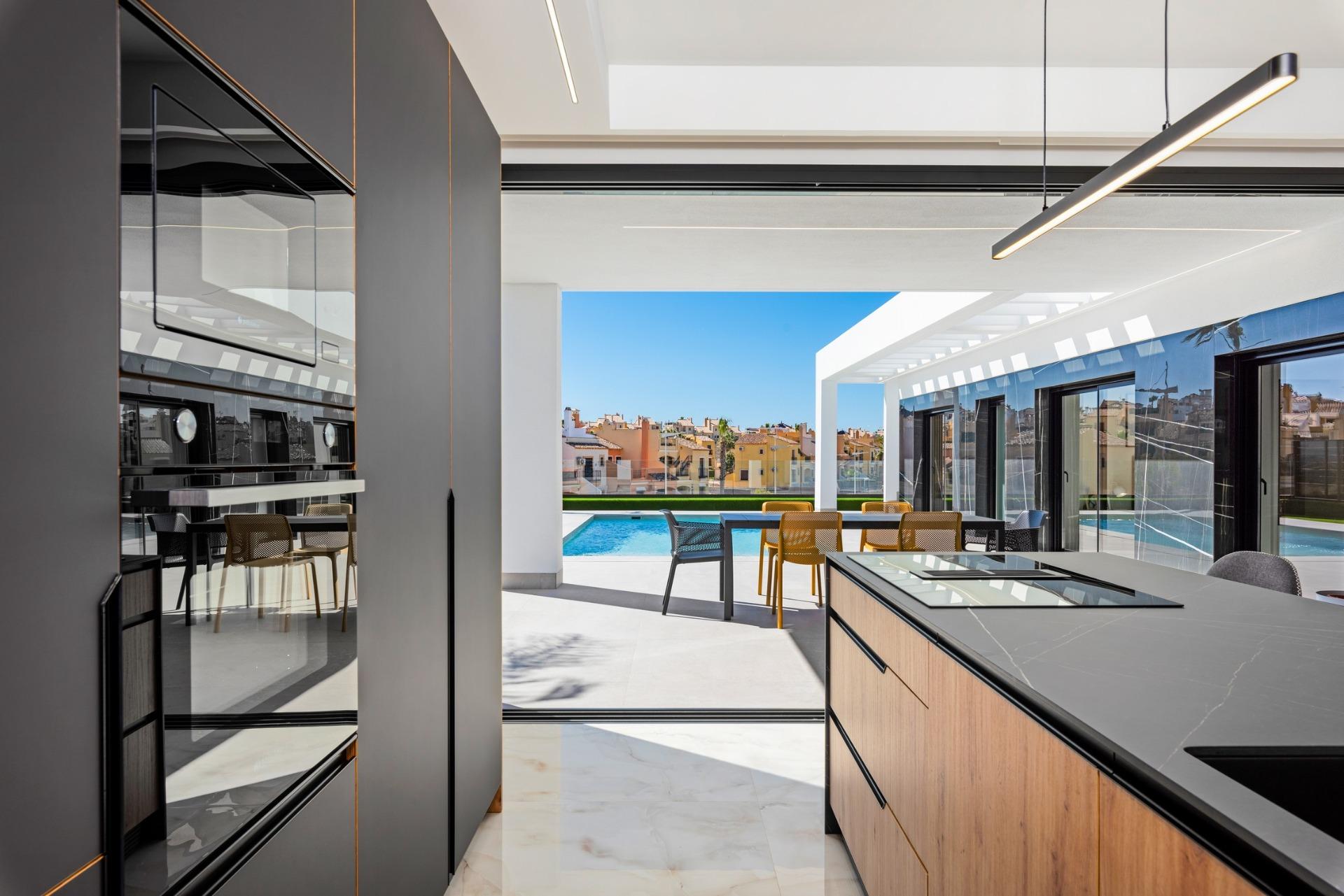 3 Bed, 2 Bath, HouseFor Sale, Algorfa, Alicante