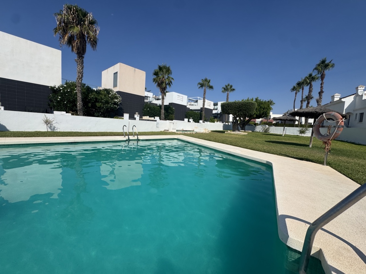 3 Bed, 2 Bath, HouseFor Sale, Villamartin, Alicante