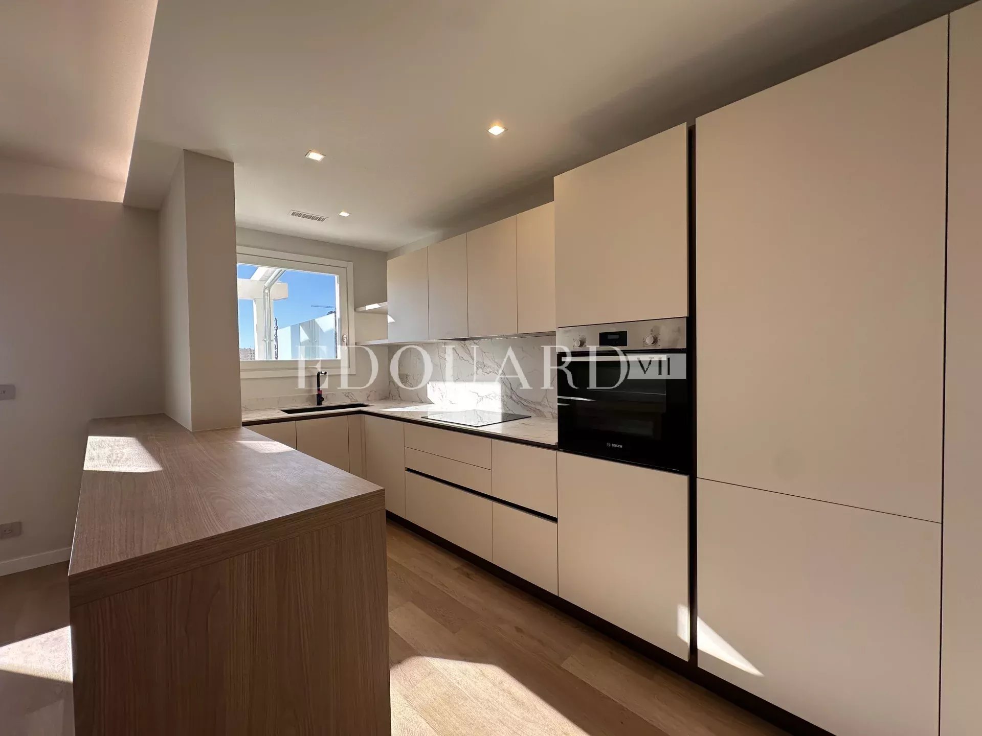 3 Bed, 2 Bath, ApartmentFor Sale, Roquebrune-Cap-Martin, Alpes-Maritimes