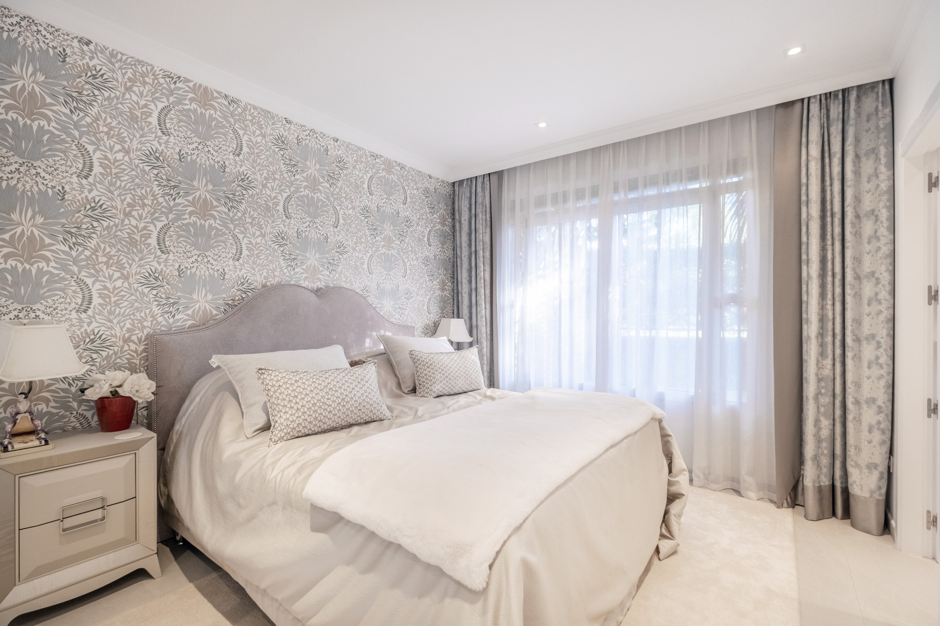 2 Bed, 2 Bath, ApartmentFor Sale, Marbella, Malaga