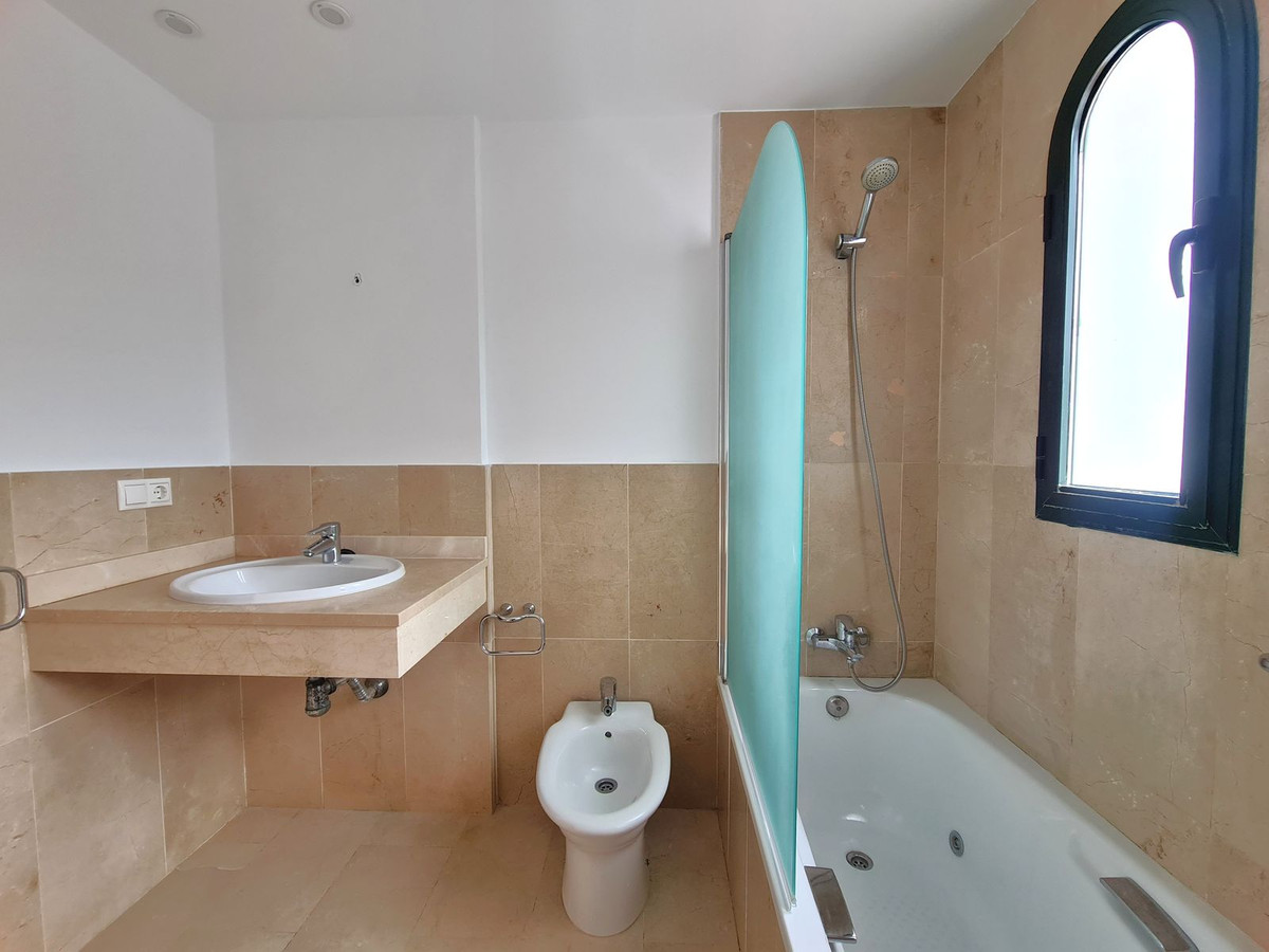 3 Bed, 3 Bath, HouseFor Sale, Manilva, Malaga