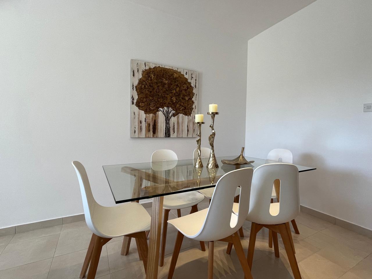 3 Bed, 2 Bath, ApartmentFor Sale, Paphos, Paphos