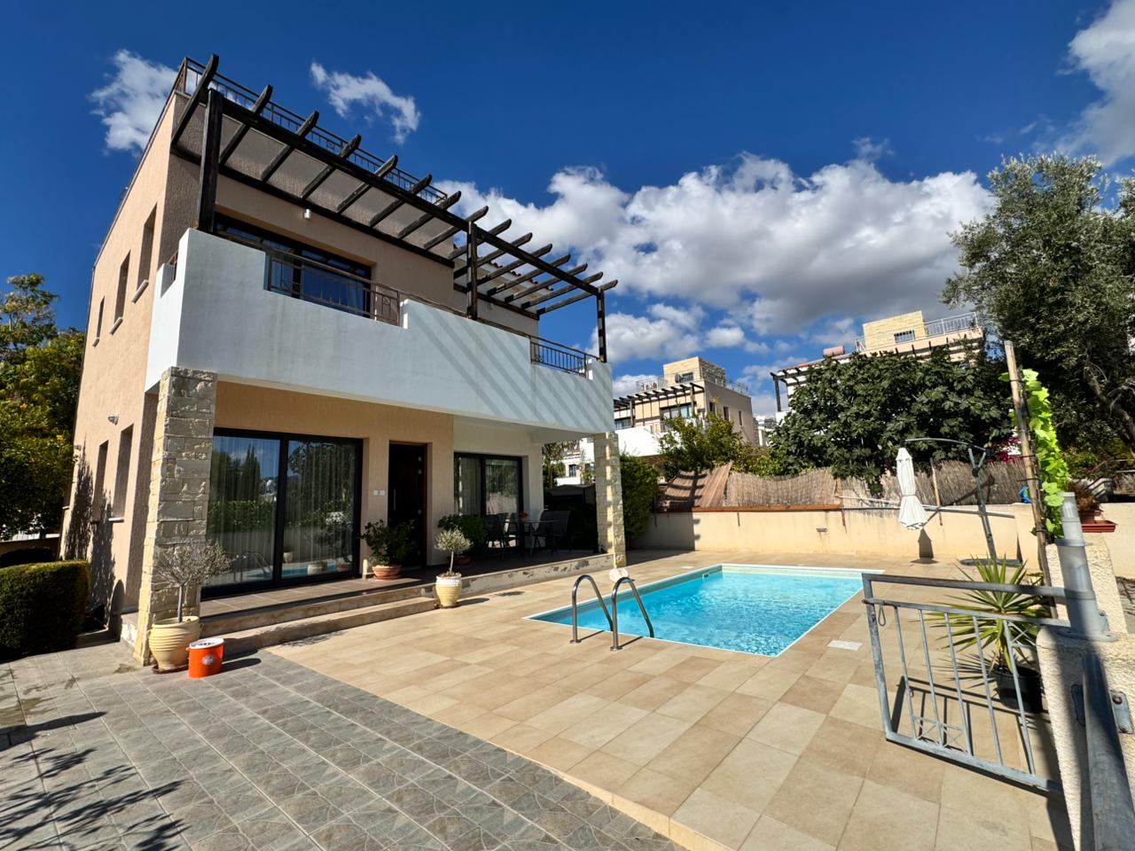 3 Bed, 2 Bath, HouseFor Sale, Paphos, Paphos