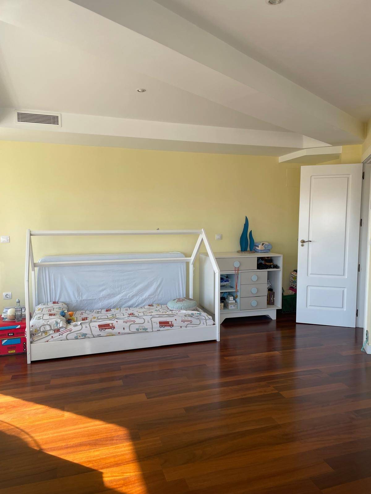 3 Bed, 2 Bath, ApartmentFor Sale, Murcia, Murcia