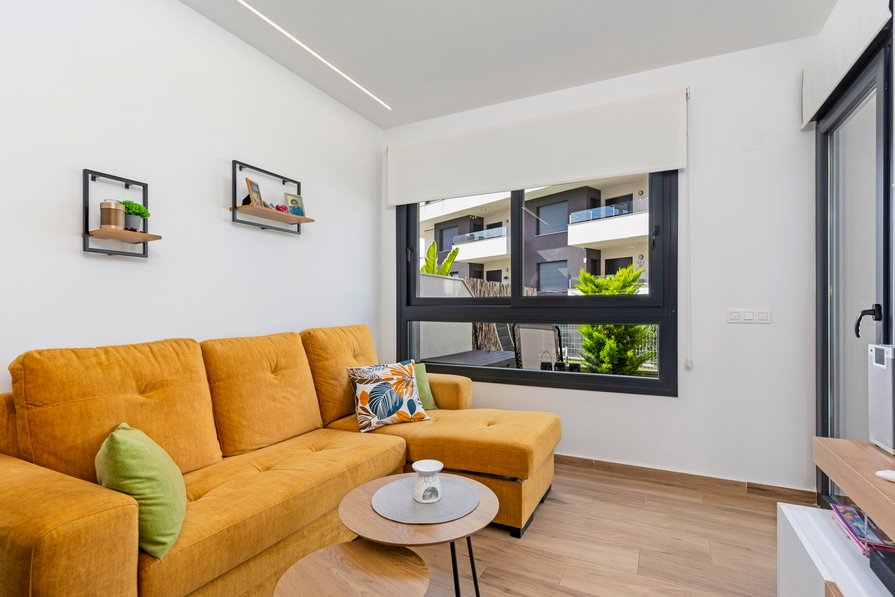 2 Bed, 2 Bath, ApartmentFor Sale, Villamartin, Alicante