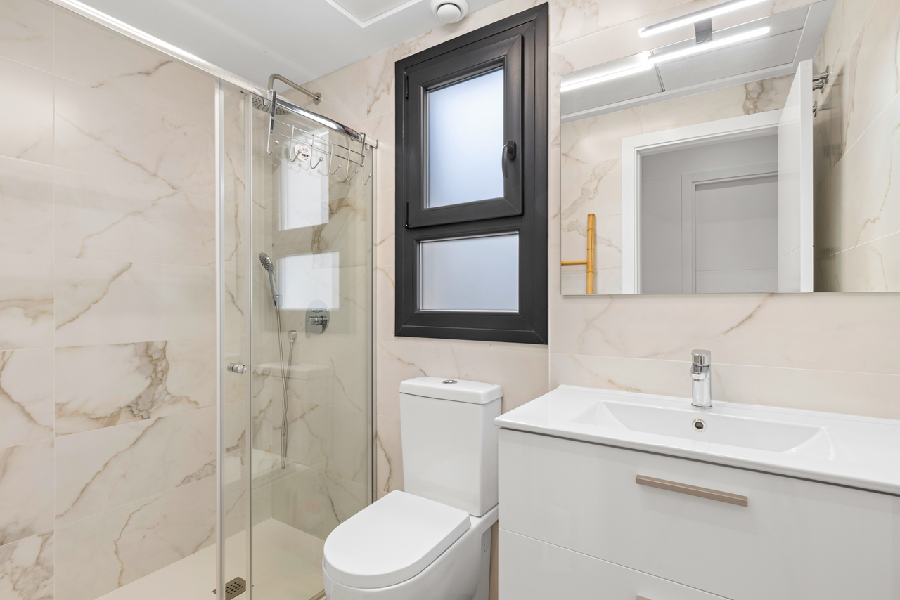 2 Bed, 2 Bath, ApartmentFor Sale, Villamartin, Alicante