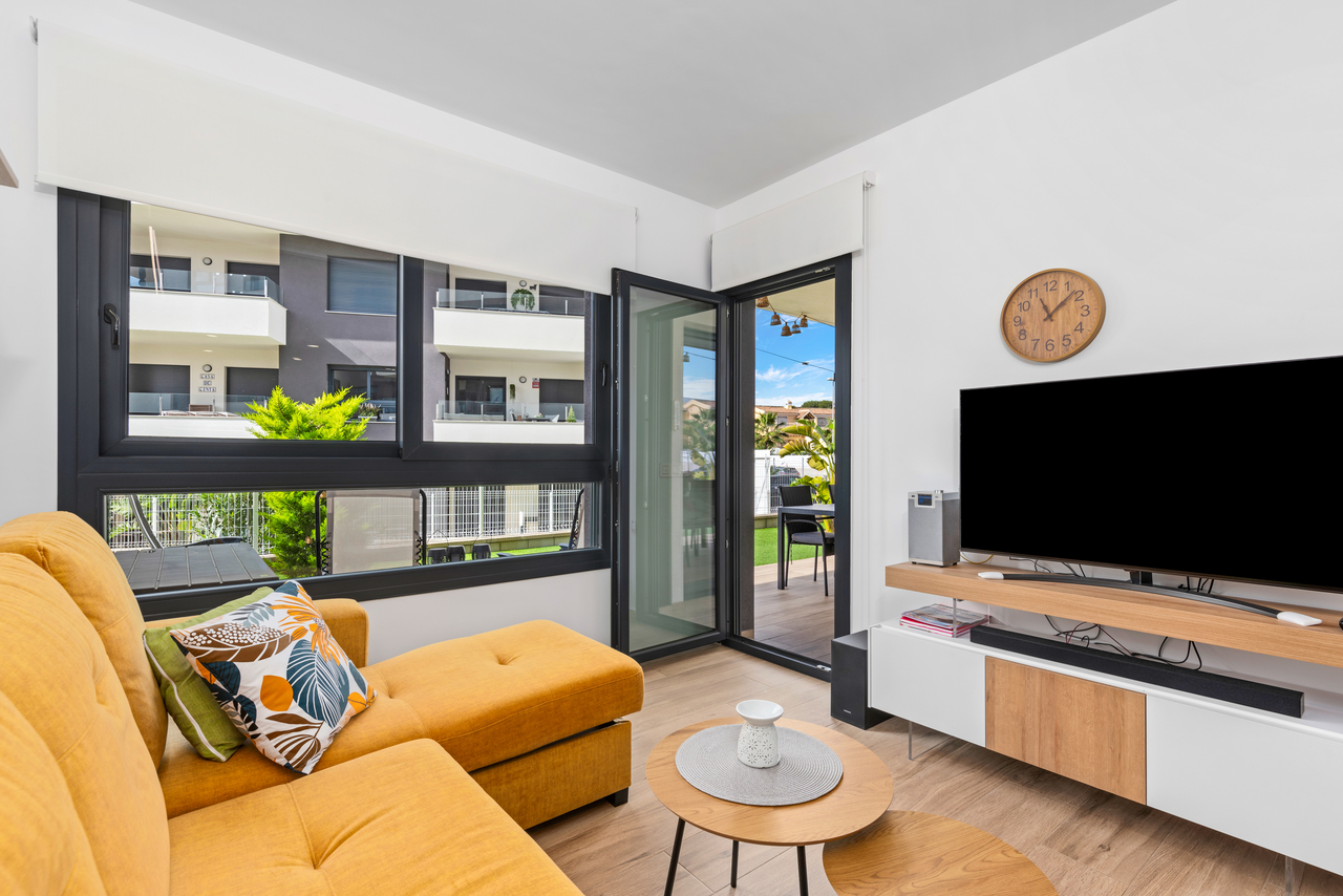 2 Bed, 2 Bath, ApartmentFor Sale, Villamartin, Alicante