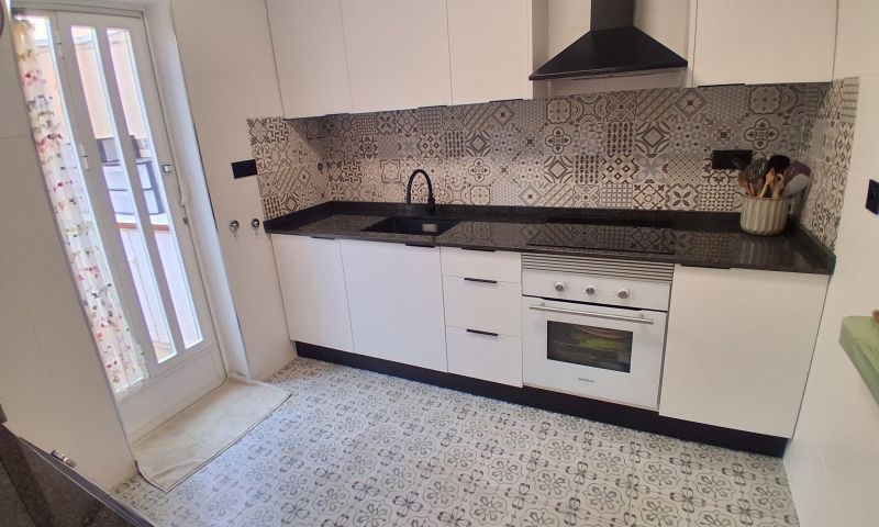 2 Bed, 1 Bath, ApartmentFor Sale, Torrevieja, Alicante