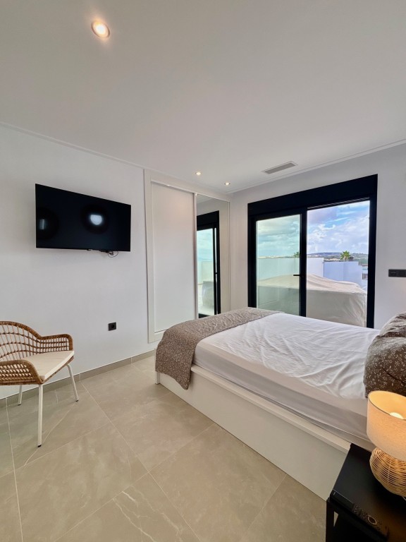 2 Bed, 2 Bath, HouseFor Sale, Benijofar, Alicante