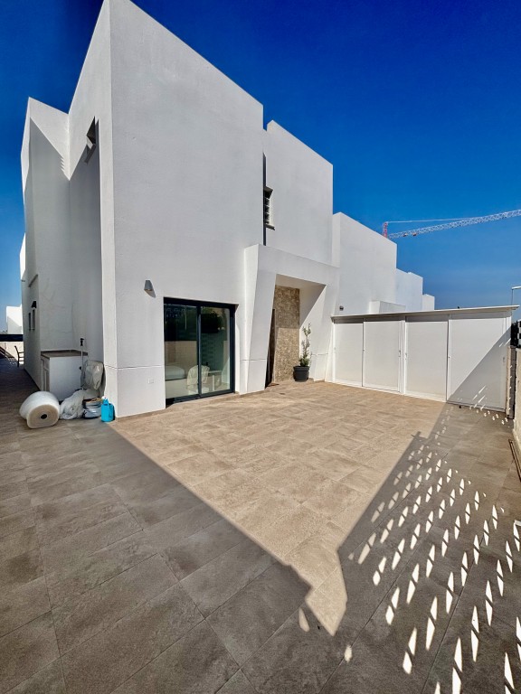 2 Bed, 2 Bath, HouseFor Sale, Benijofar, Alicante