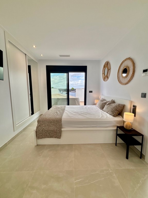 2 Bed, 2 Bath, HouseFor Sale, Benijofar, Alicante