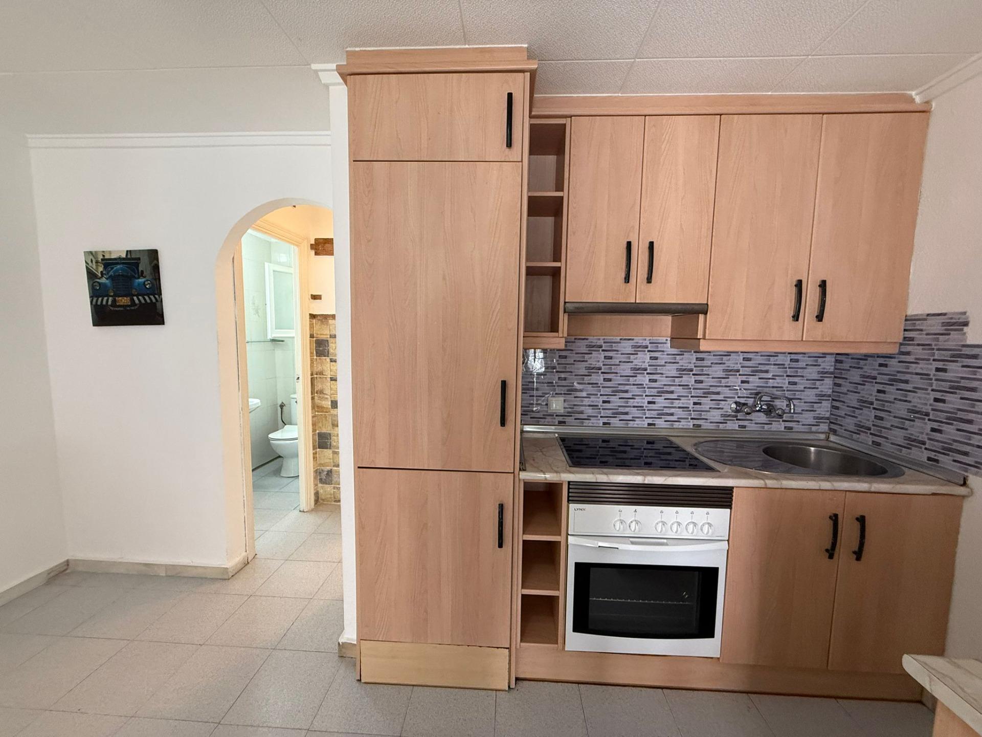 1 Bed, 1 Bath, HouseFor Sale, Torrevieja, Alicante