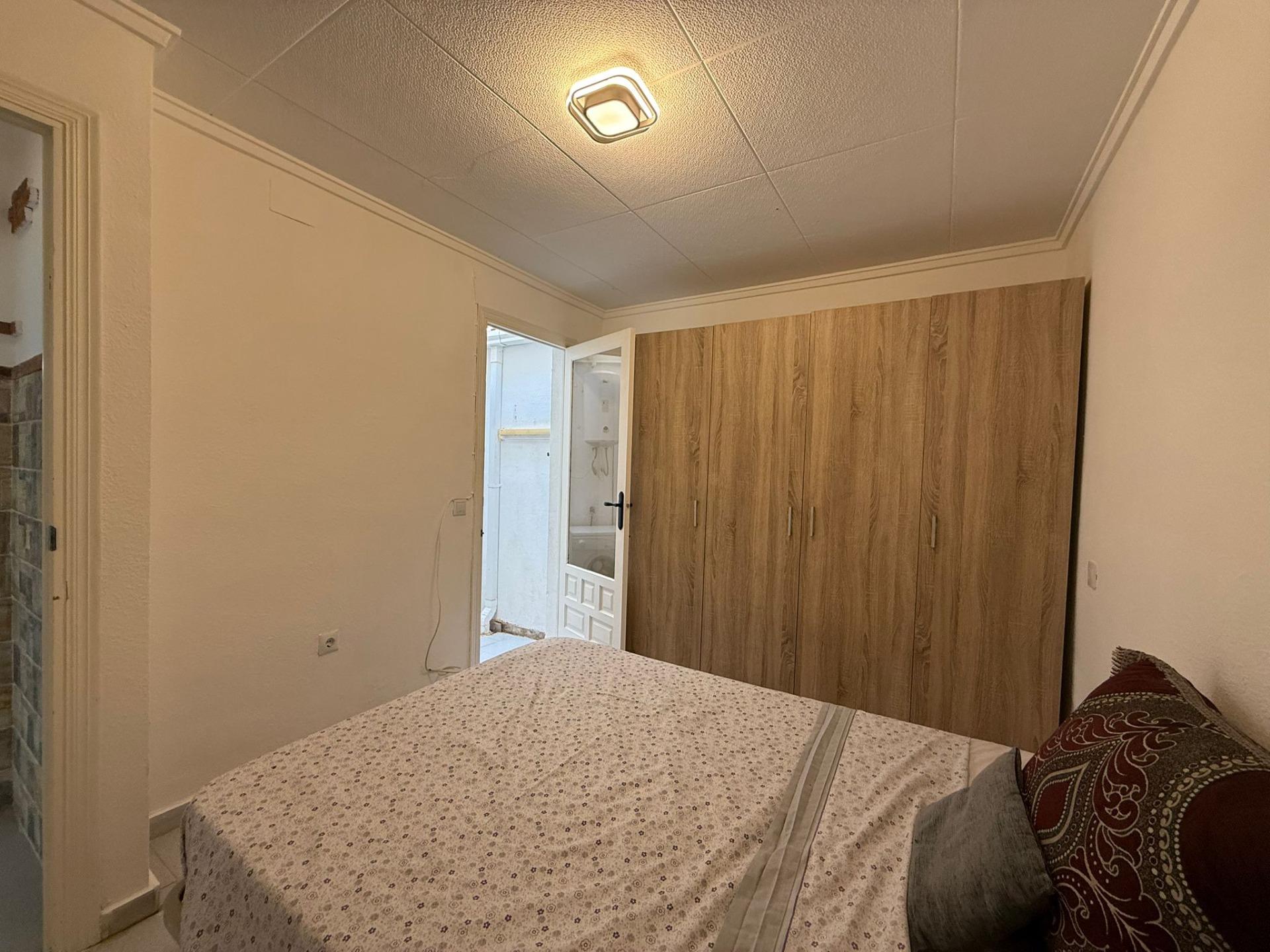 1 Bed, 1 Bath, HouseFor Sale, Torrevieja, Alicante