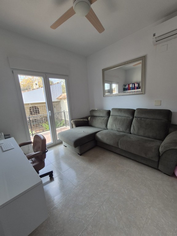 4 Bed, 3 Bath, HouseFor Sale, Daya Vieja, Alicante