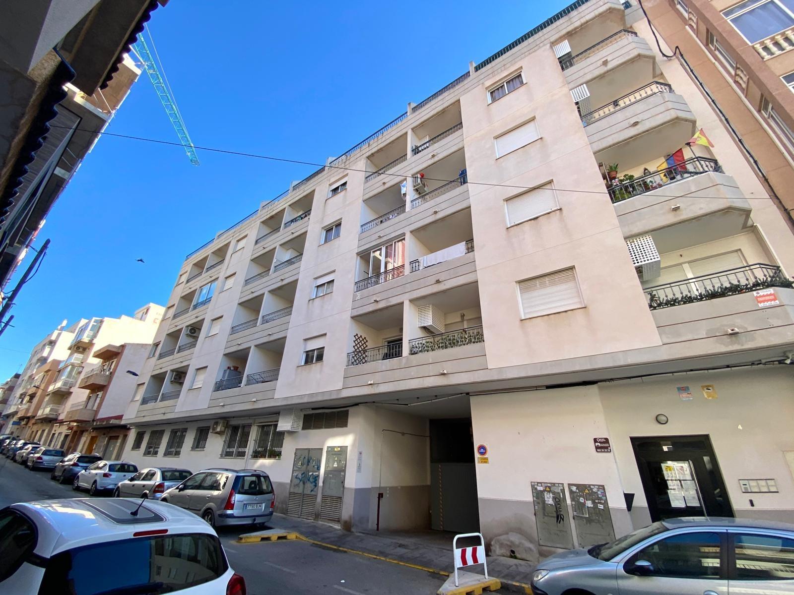 1 Bed, 1 Bath, ApartmentFor Sale, Torrevieja, Alicante
