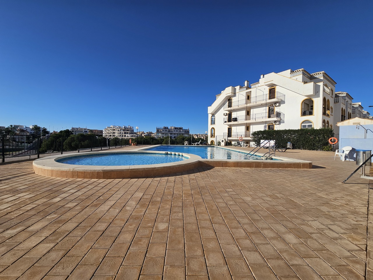 2 Bed, 1 Bath, ApartmentFor Sale, La Zenia, Alicante