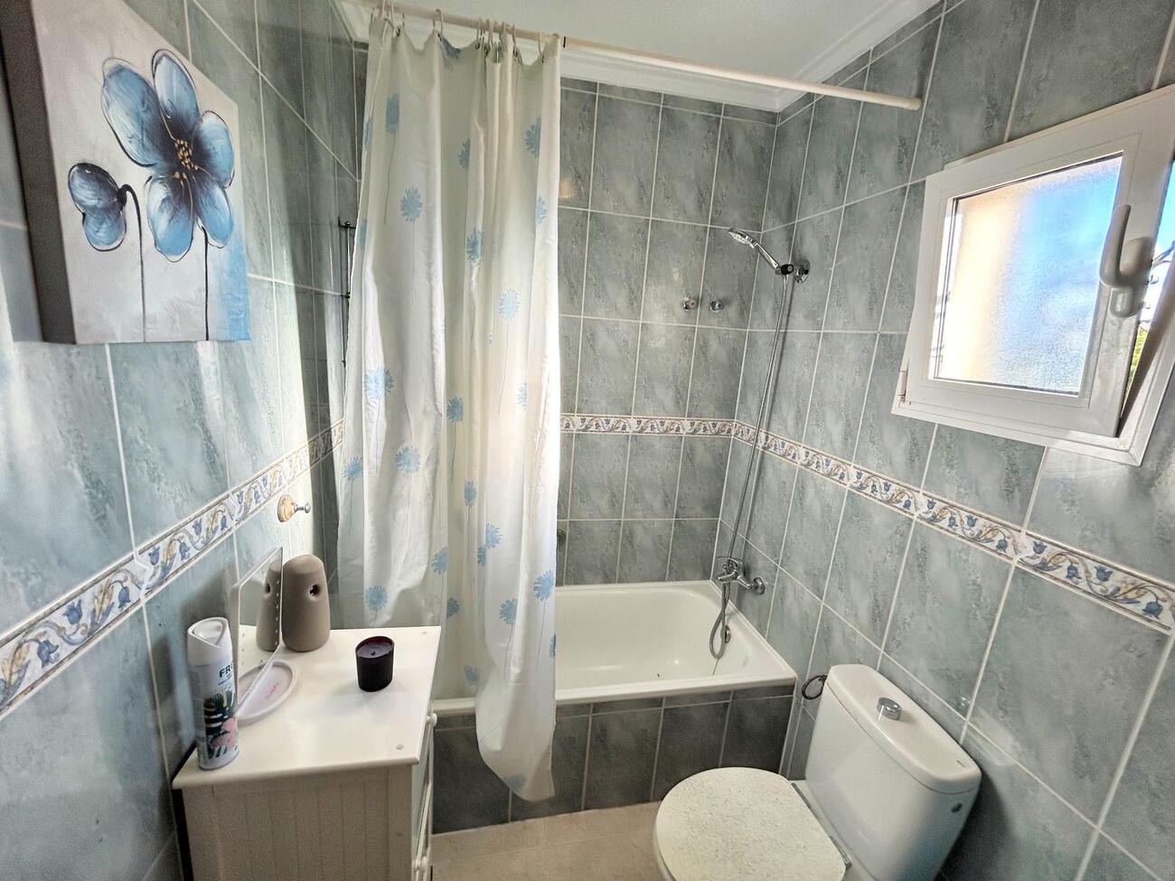 4 Bed, 2 Bath, HouseFor Sale, Villamartin, Alicante