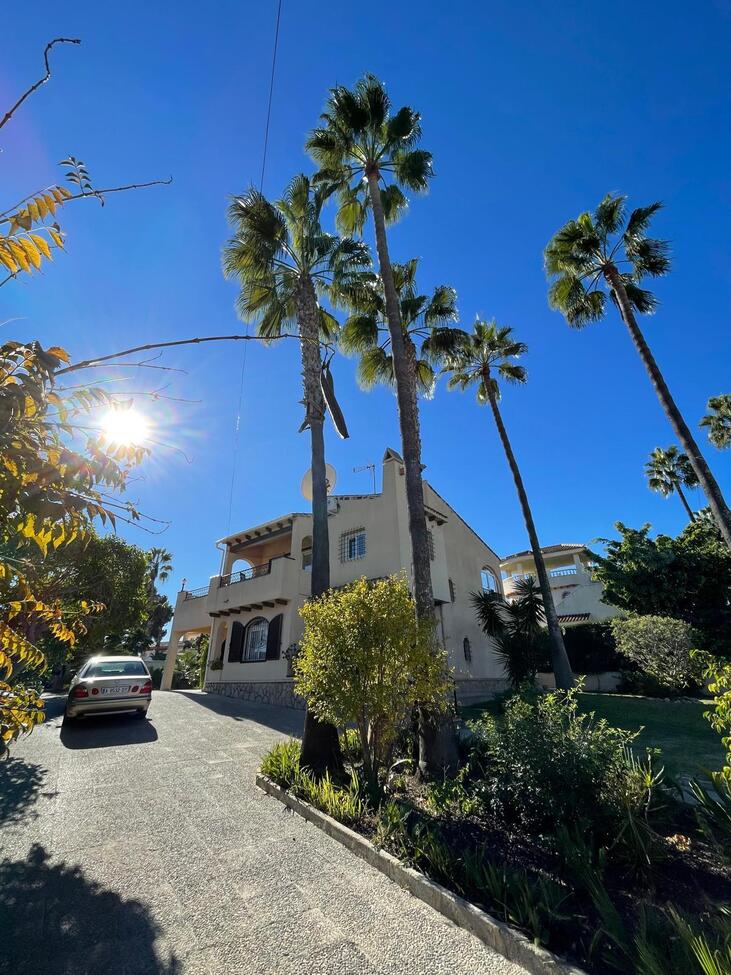 3 Bed, 3 Bath, HouseFor Sale, Villamartin, Alicante