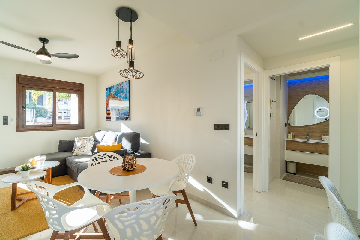 2 Bed, 2 Bath, ApartmentFor Sale, Orihuela Costa, Alicante