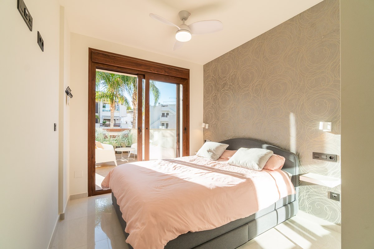 2 Bed, 2 Bath, ApartmentFor Sale, Orihuela Costa, Alicante