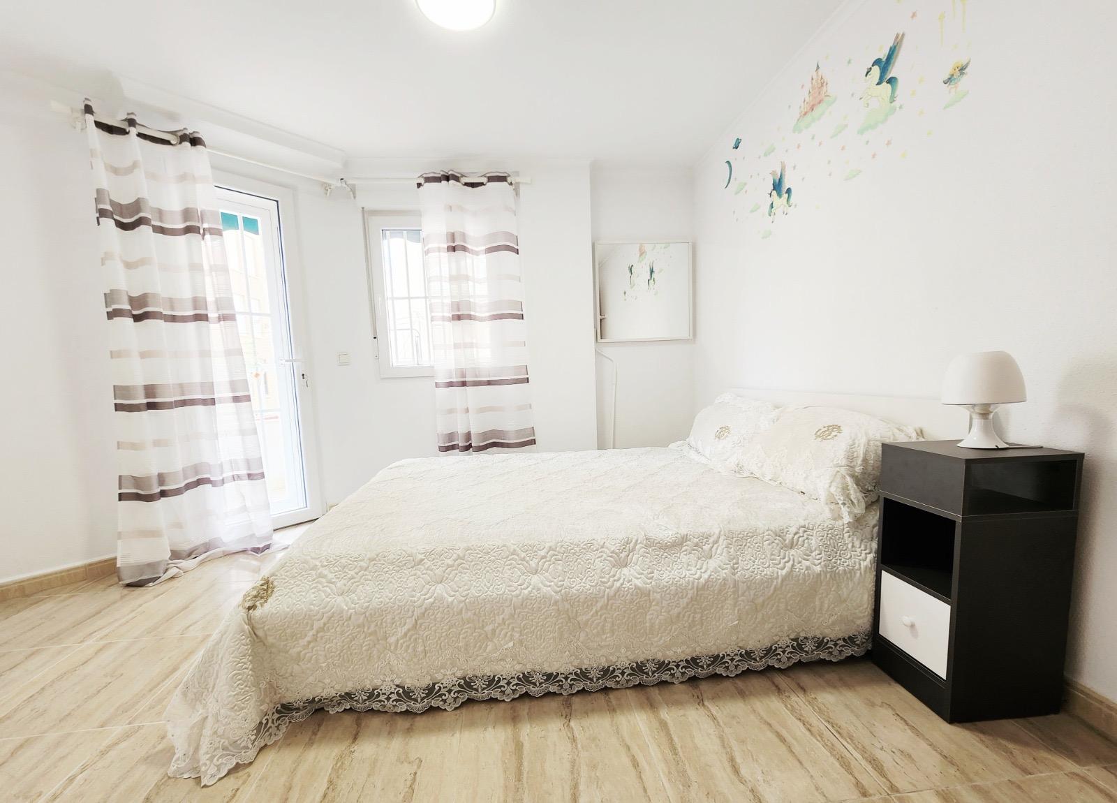 3 Bed, 1 Bath, ApartmentFor Sale, Torrevieja, Alicante