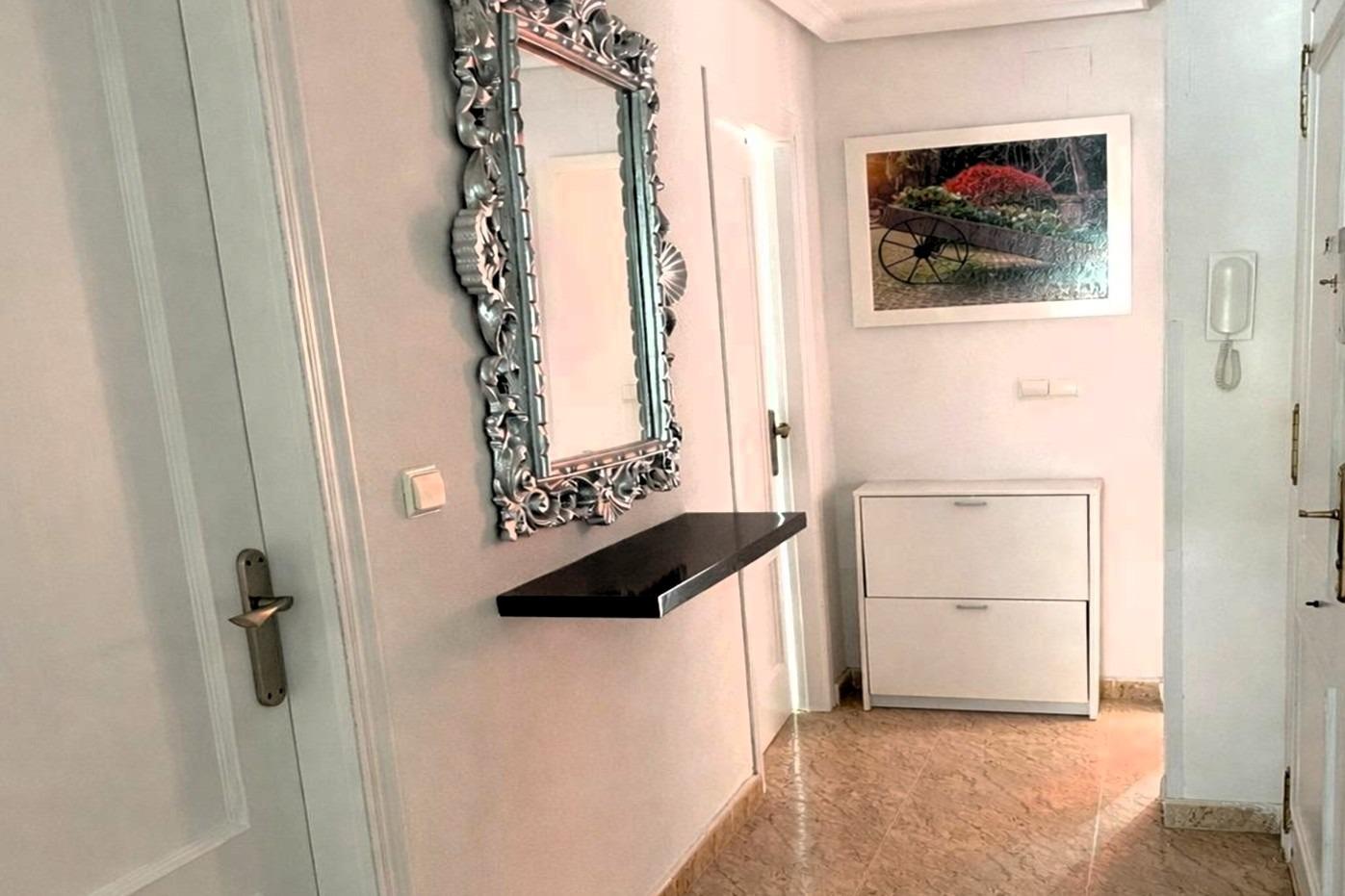 3 Bed, 2 Bath, ApartmentFor Sale, Torrevieja, Alicante