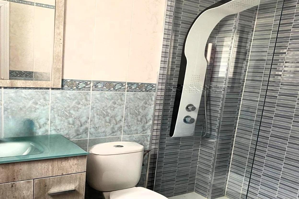 3 Bed, 2 Bath, ApartmentFor Sale, Torrevieja, Alicante