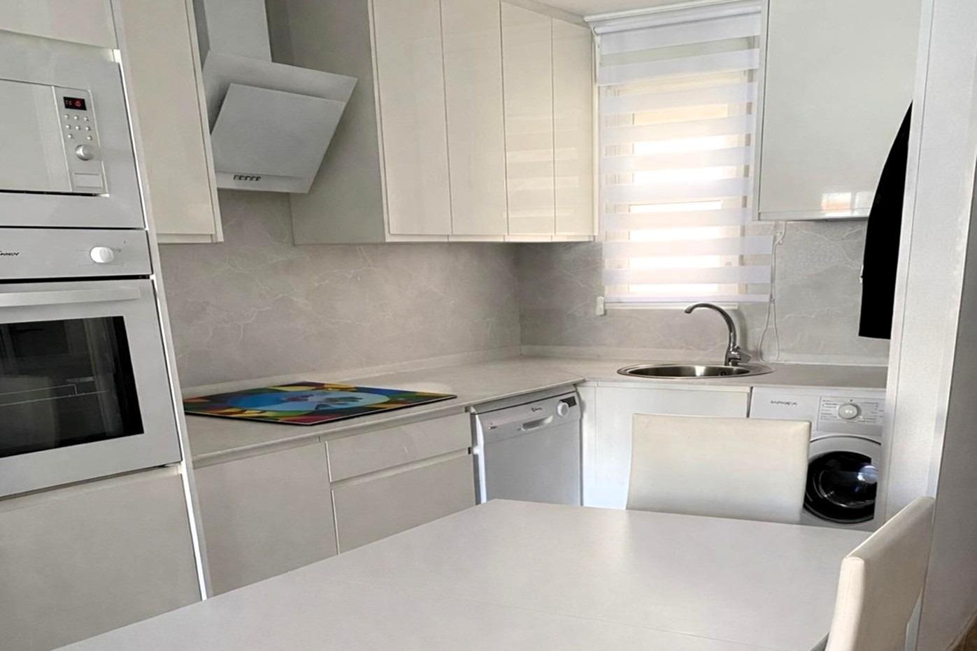 3 Bed, 2 Bath, ApartmentFor Sale, Torrevieja, Alicante