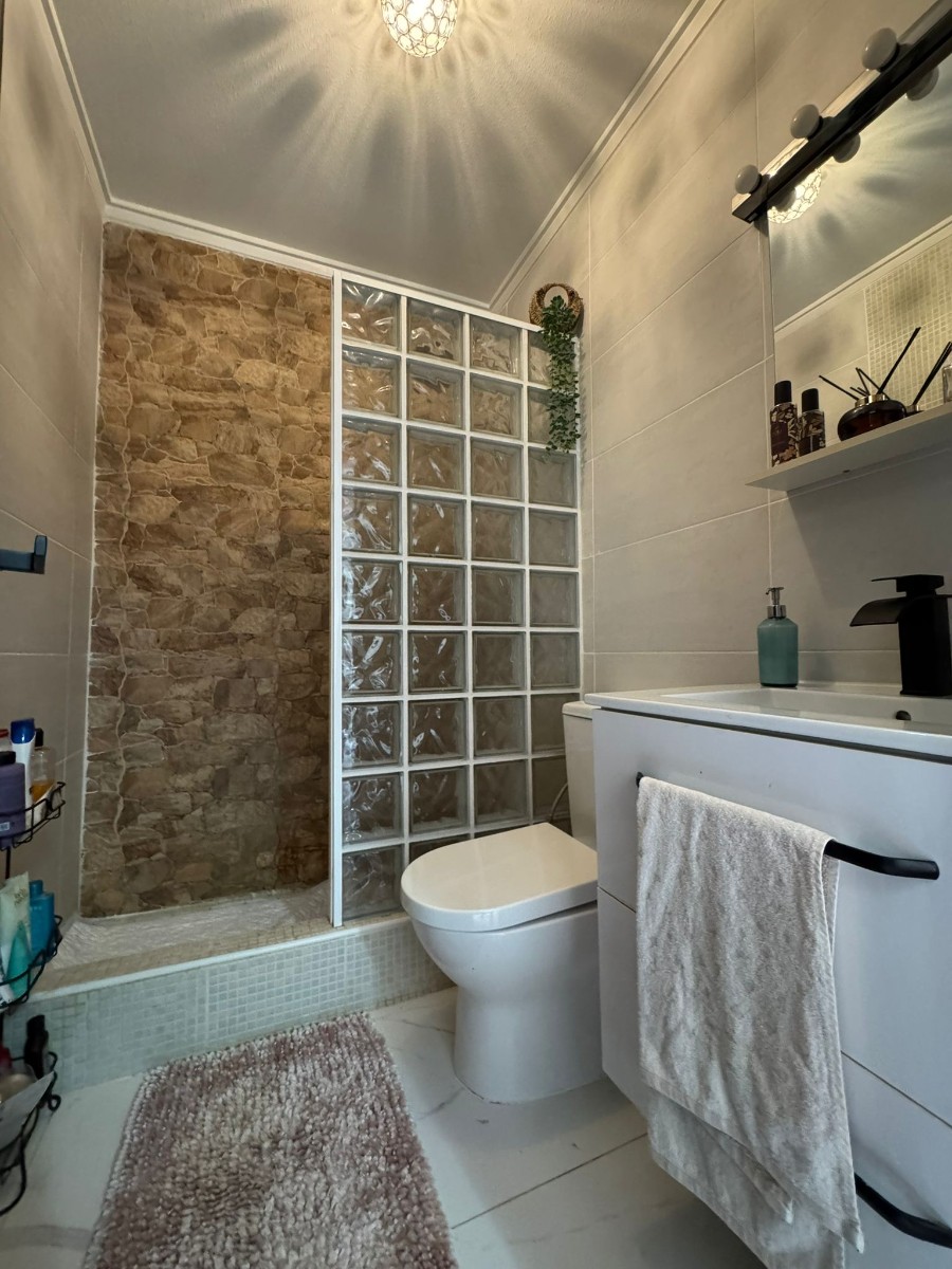 2 Bed, 1 Bath, ApartmentFor Sale, Orihuela Costa, Alicante