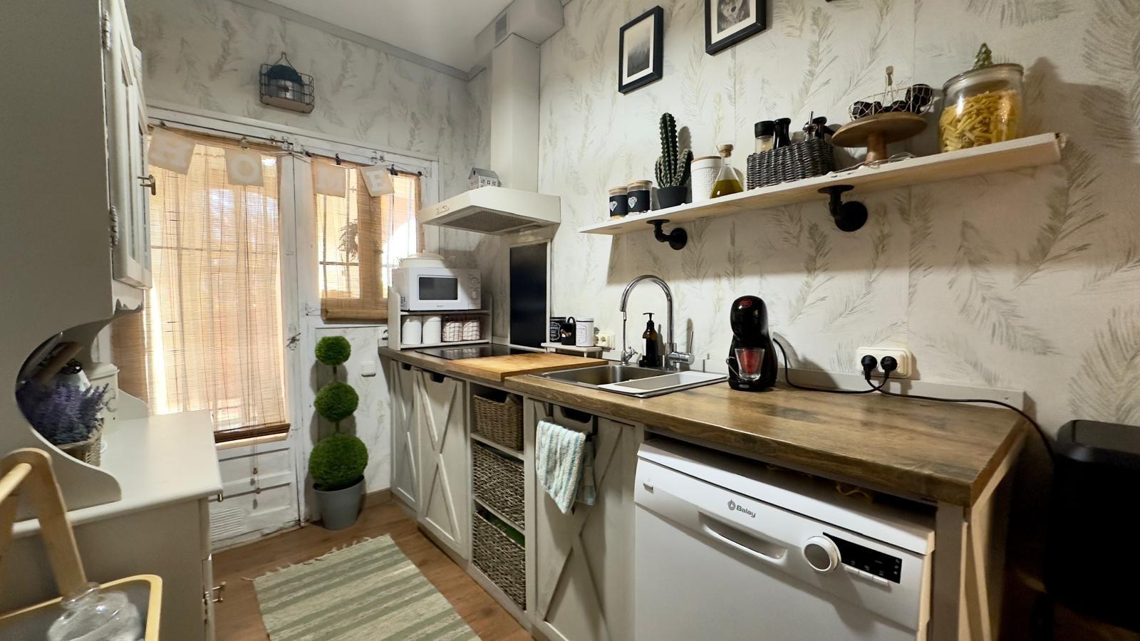 3 Bed, 1 Bath, HouseFor Sale, Torrevieja, Alicante