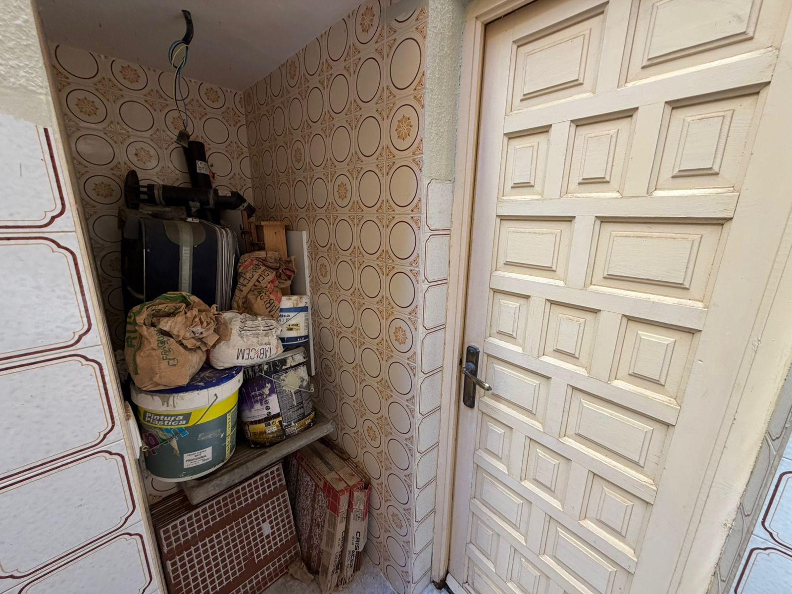 3 Bed, 1 Bath, ApartmentFor Sale, Torrevieja, Alicante