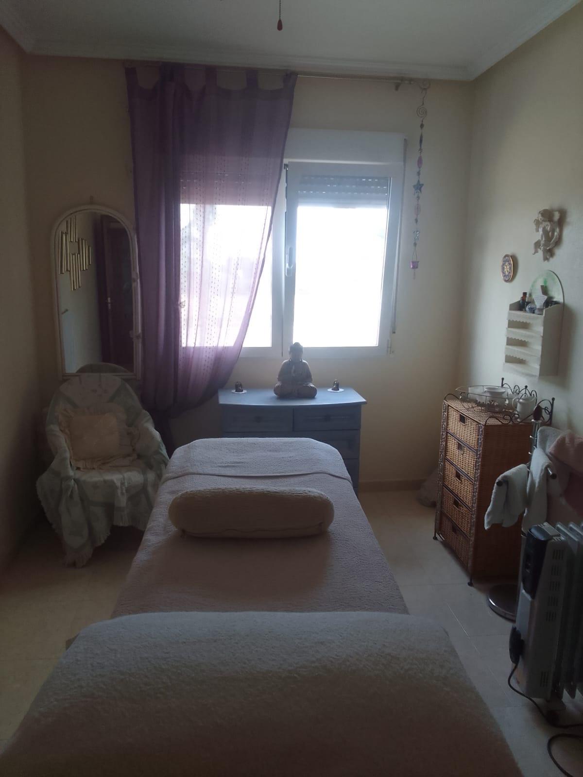 3 Bed, 2 Bath, ApartmentFor Sale, Jacarilla, Alicante